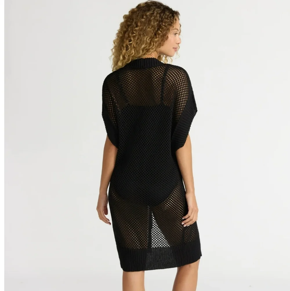 Time & Tru Black Open Knit Crochet Ruana S-M‎  NWT